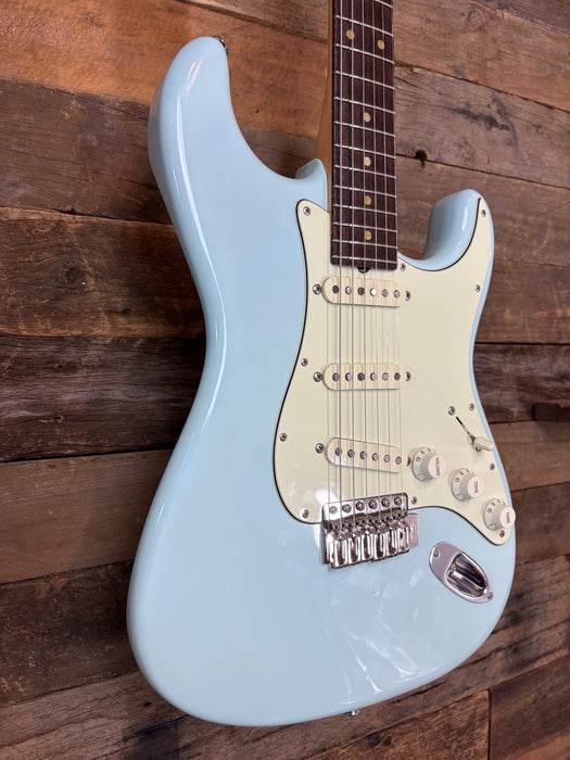 Second Hand James Tyler USA Classic, 2004 Sonic Blue with a matching headstock w/OHSC