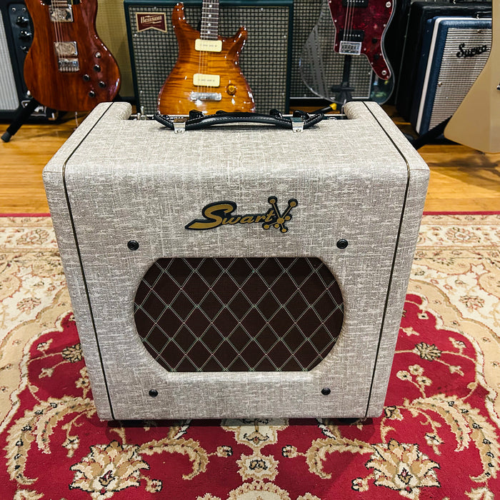 Second Hand Swart Star-Base 1 - 18w Combo Amplifier