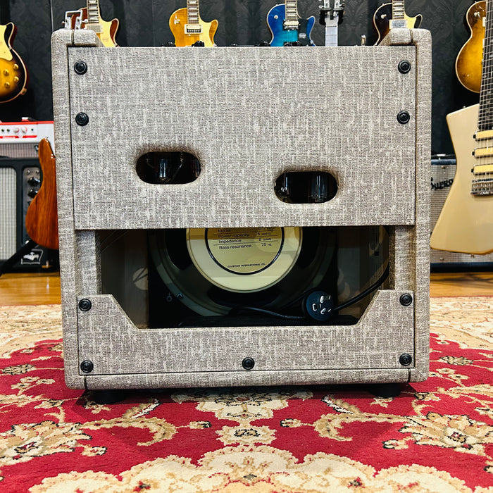 Second Hand Swart Star-Base 1 - 18w Combo Amplifier