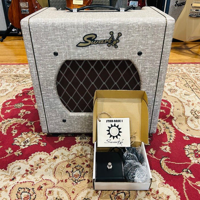Second Hand Swart Star-Base 1 - 18w Combo Amplifier