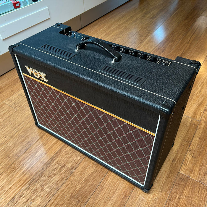Second Hand VOX AC15C1X - 15 Watt 1x12" Alnico Blue Combo