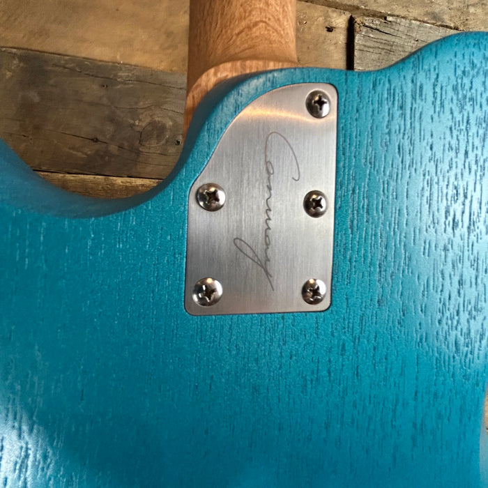 Conway Guitars Leo Cub - Glacier Blue