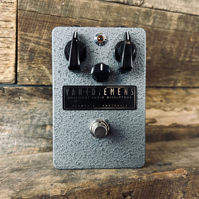 Van Diemens Analogue Audio Disruptors - The Thylacine Fuzz OC79/OC75N