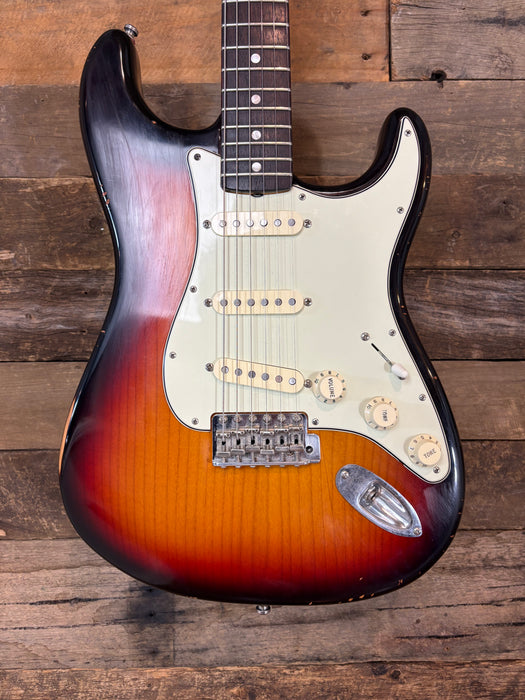 Second Hand 2018 Fender American Original '60s Stratocaster in 3-Tone Sunburst (lightly relic'd)  w/OHSC
