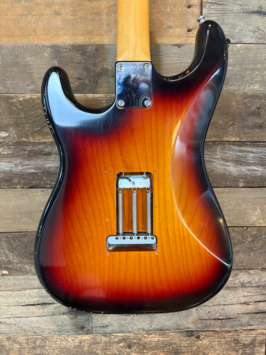 Second Hand 2018 Fender American Original '60s Stratocaster in 3-Tone Sunburst (lightly relic'd)  w/OHSC