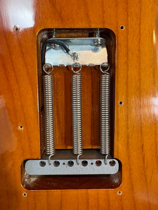 Second Hand 2018 Fender American Original '60s Stratocaster in 3-Tone Sunburst (lightly relic'd)  w/OHSC