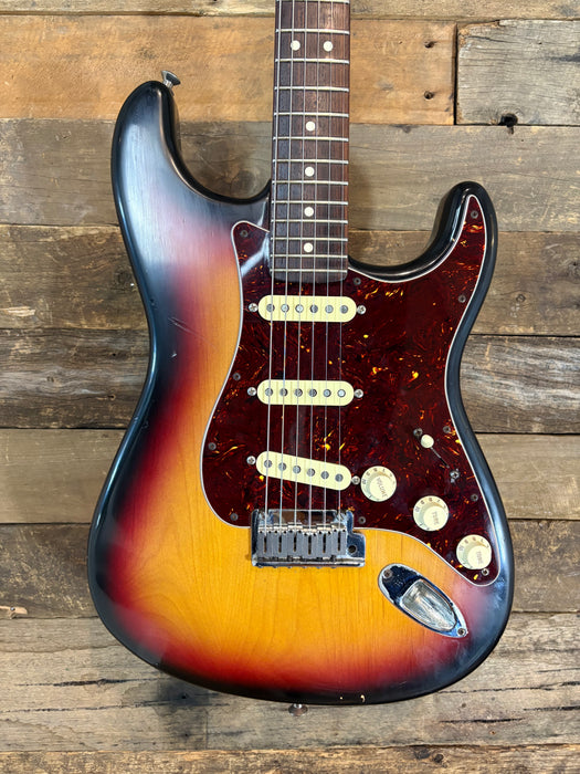 Second Hand 2004 Fender USA 'American Series' Sunburst w/Custom Shop Fat 50's Pup upgrade - Hard case