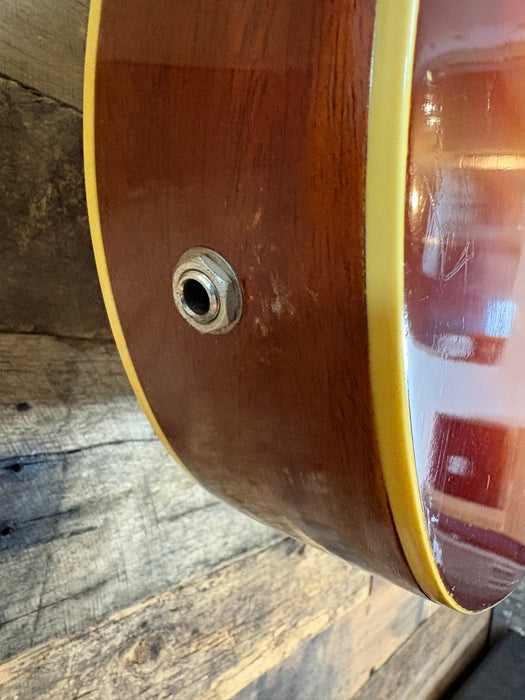 Second Hand 1956 Silvertone 1382L Thin Twin Jimmy Reed - Cherry Burst w/OHSC