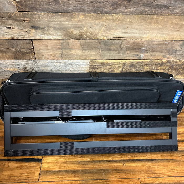 Second Hand Pedaltrain Metro Max & Mono Power Supply