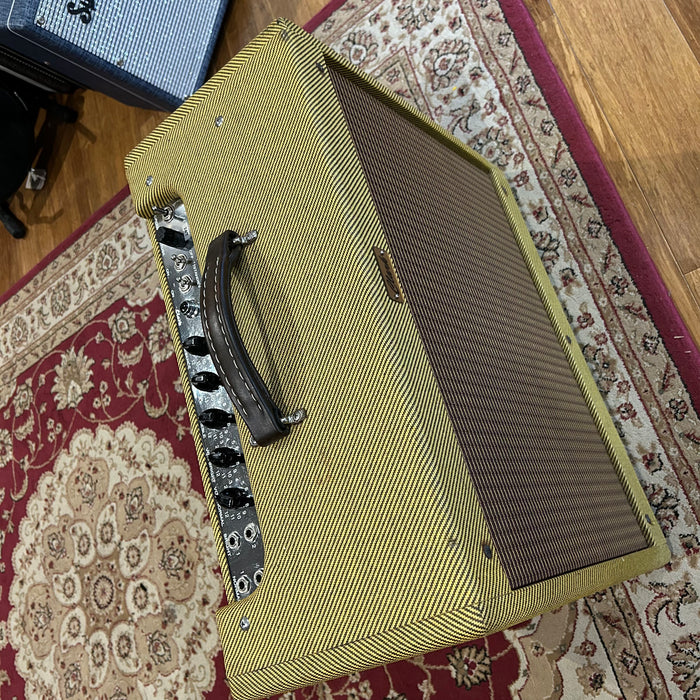 Second Hand Clark Amplification Penrose 2x10 Combo