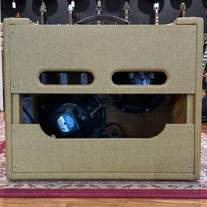Second Hand Clark Amplification Penrose 2x10 Combo