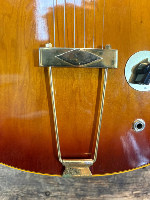 Second Hand 1972 Gibson ES-345TD "Norlin Era," in Iced Tea Sunburst finish, w/Original Stereo Cable, Stereo/Mono adapter & OHSC