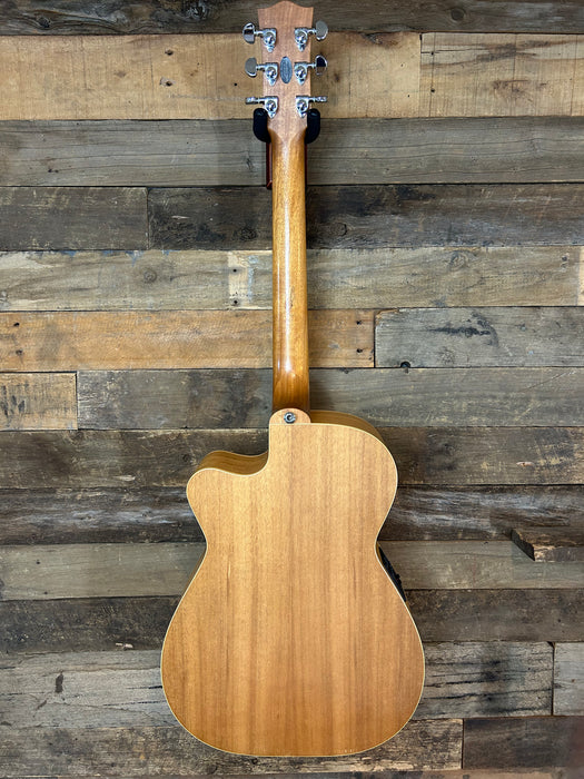 Second Hand Maton EBG808CL Performer