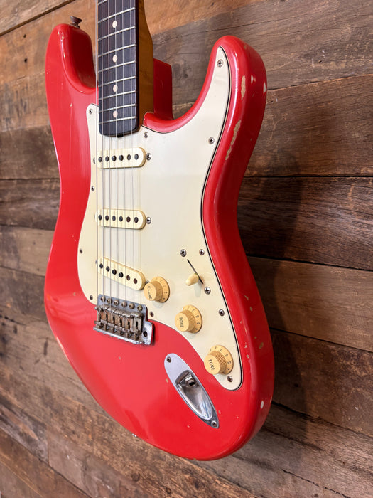 Second Hand 1997 Fender Custom Shop 1960's Stratocaster John Cruz Cunetto Relic in Fiesta Red w/OHSC