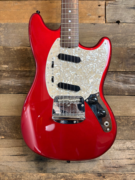 Second Hand 2025 Fender Japan Traditional 70s Mustang, Candy Apple Red with Matching Head stock w/OSC