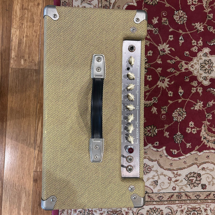 Second Hand Artist Tweed Tone 20R Combo Amplifier