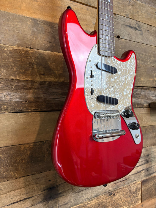 Second Hand 2025 Fender Japan Traditional 70s Mustang, Candy Apple Red with Matching Head stock w/OSC
