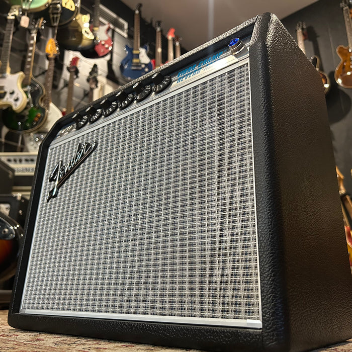 Second Hand Fender '68 Custom Vibro Champ Reverb Amp