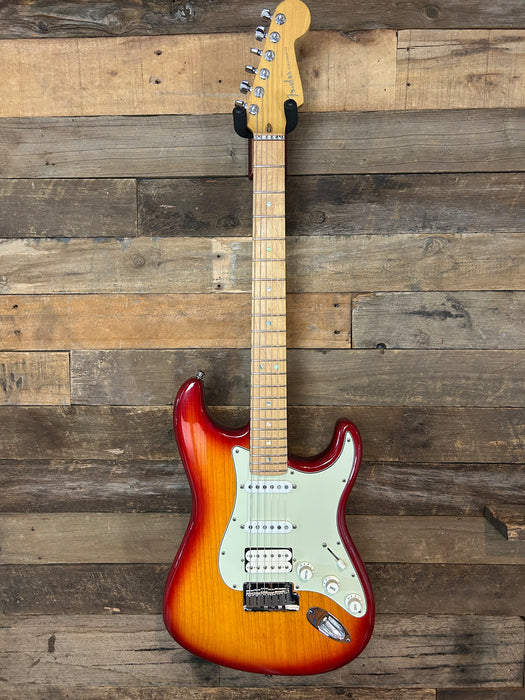 Second Hand Fender American Deluxe Fat Strat (2003)