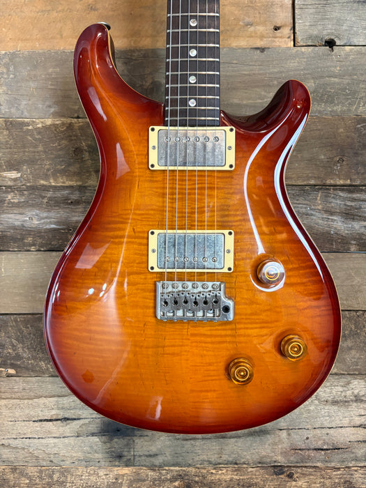 Second Hand 1999 USA PRS Custom 22 – Tobacco Sunburst, PRS Dragon II Pickups, PRS 5-Way Rotary Circuit. w/OHSC