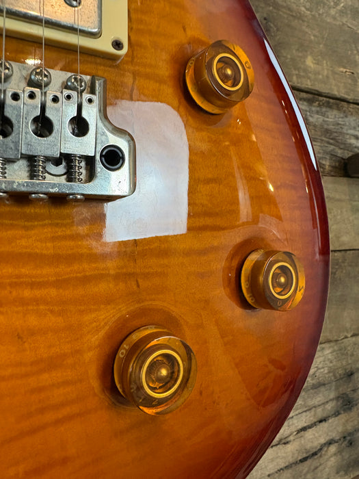 Second Hand 1999 USA PRS Custom 22 – Tobacco Sunburst, PRS Dragon II Pickups, PRS 5-Way Rotary Circuit. w/OHSC