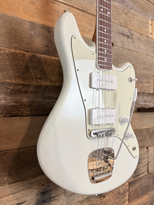 Bilt Guitars Relevator L.S. - Olympic White - Curtis Novak JM-V Pickups w/Soft Case