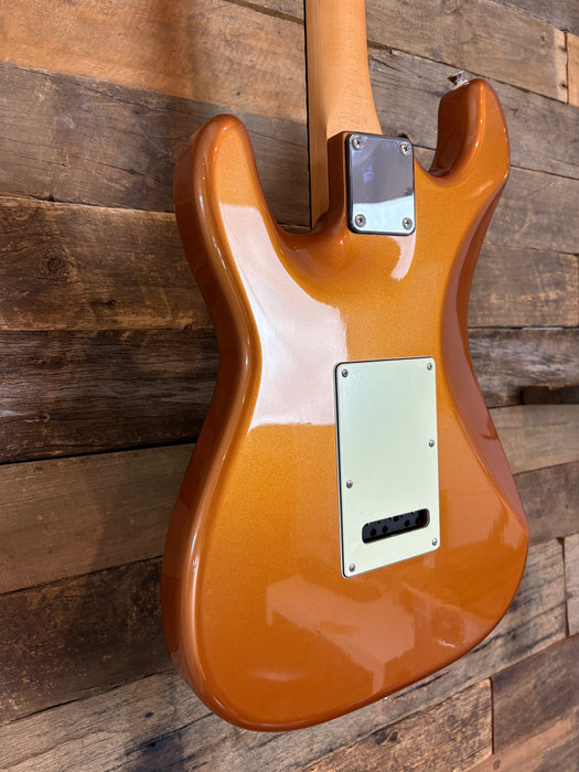 Second Hand 2003 James Tyler USA Classic in Metallic Copper with a matching headstock w/OHSC (Copy)