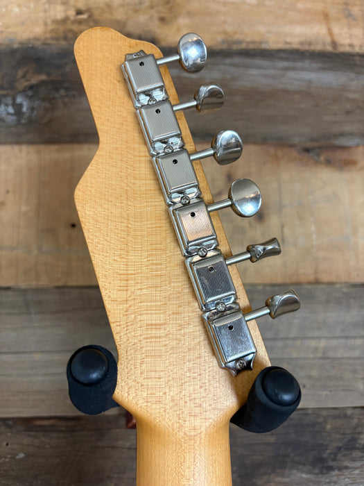 Second Hand 2003 James Tyler USA Classic in Metallic Copper with a matching headstock w/OHSC (Copy)