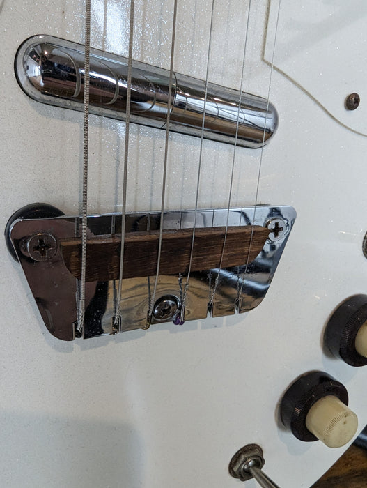 Second Hand Danelectro 6/12-string Double-neck