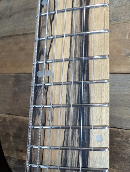 Second-Hand Legator Ninja N8FX Blood Moon -  8 String