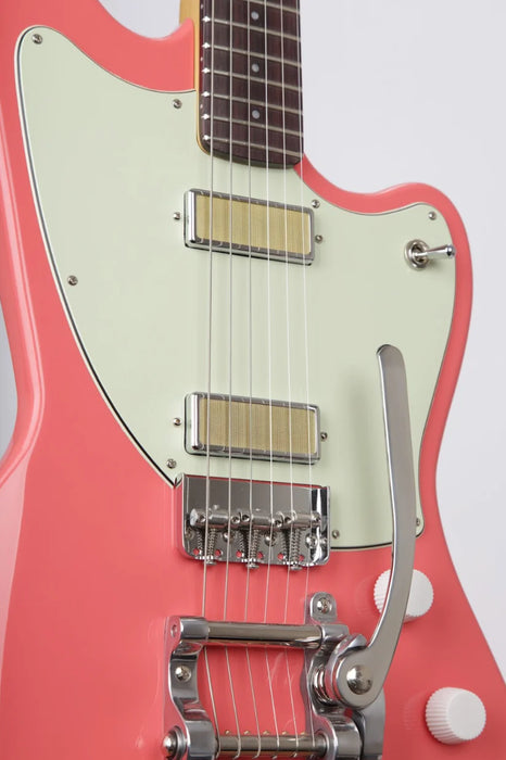 Harmony Guitars Silhouette w/ Bigsby Fiesta Red (Inc MONO Vertigo Case)