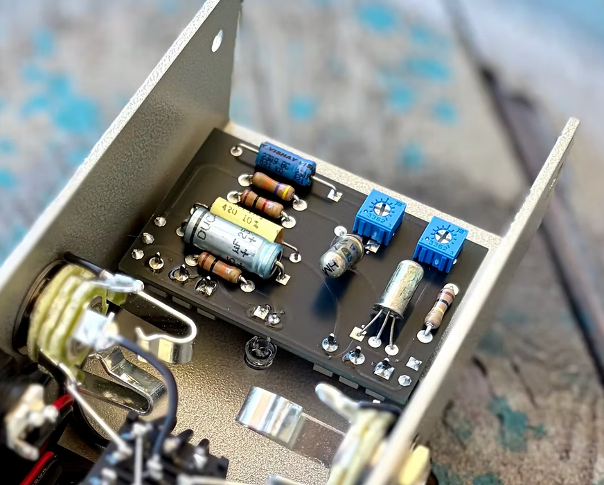 Seeker Electric Effects BEND AC125