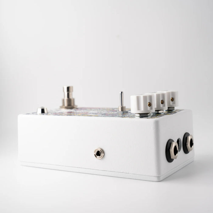 Matthews Effects The Botanist Phaser, Chorus, Harmonic Tremolo Pedal — Pedal Empire