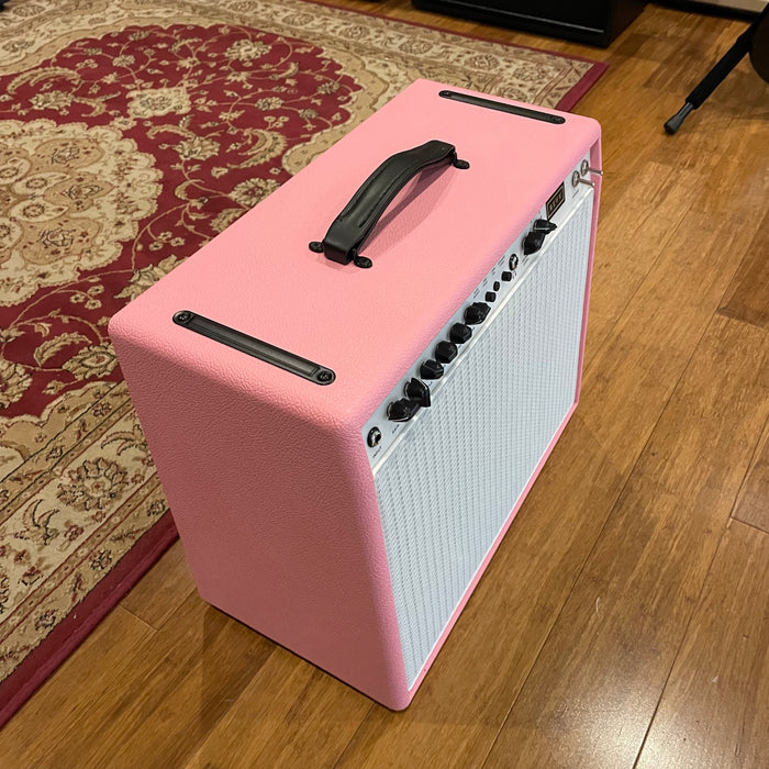 REVV Amplification D25 Tube Amp Combo - Bronco Pink Tolex