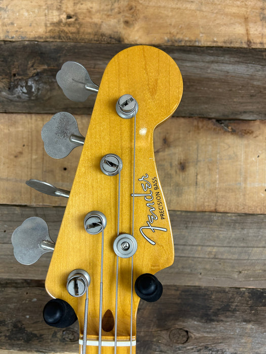 Pre Loved Fender Precision Bass - MIJ 1994-1995