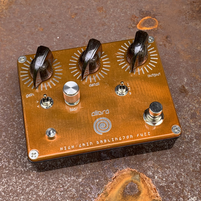 Spiral Electric FX Allora High-Gain Darlington Fuzz