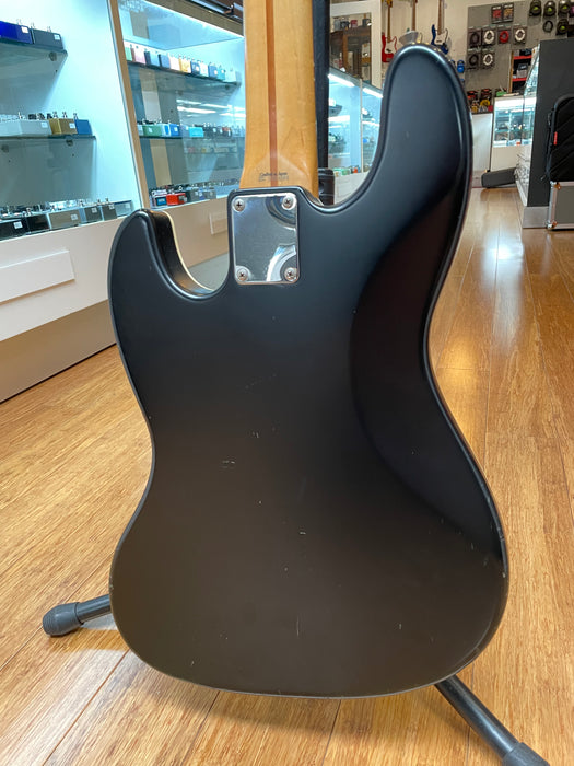 Pre Loved Fender Aerodyne Bass Matte Black 2006 CIJ