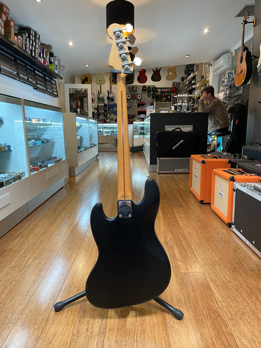 Pre Loved Fender Aerodyne Bass Matte Black 2006 CIJ